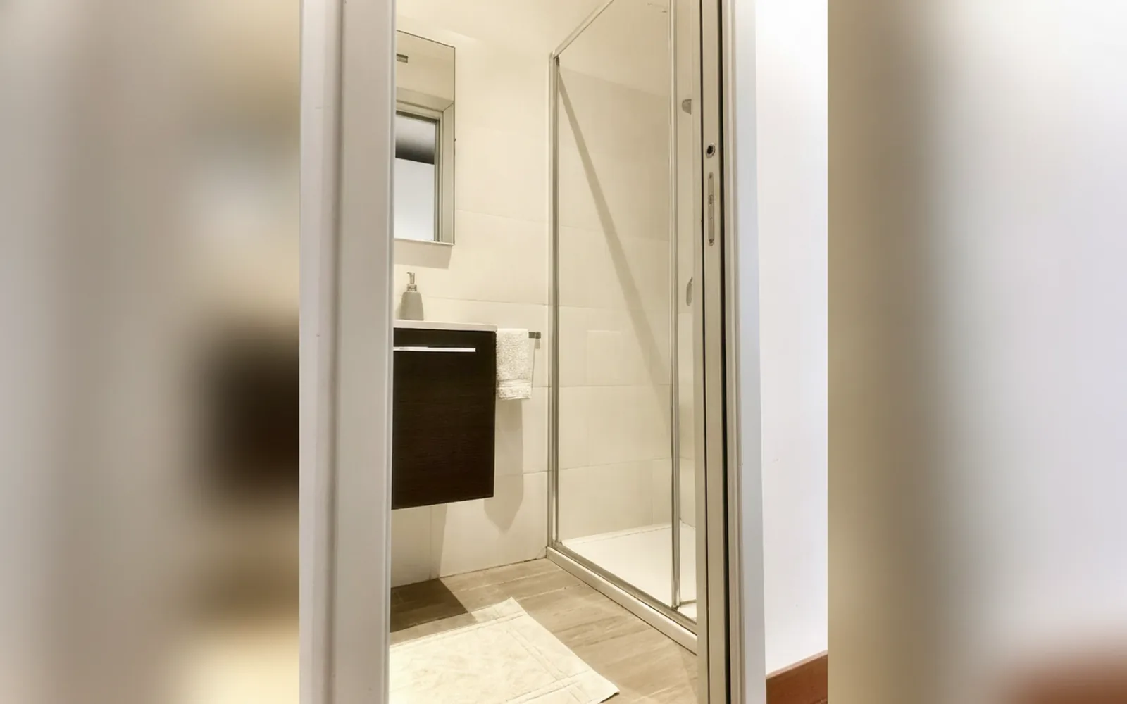 Camera con bagno privato — Cà dell'Ambasciatore, Venezia (Veneto) (foto 48)