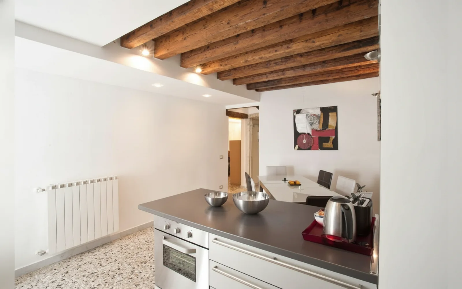 Camera con bagno privato — Cà dell'Ambasciatore, Venezia (Veneto) (foto 49)